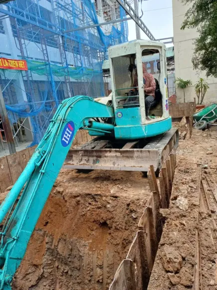 ÉP CỪ C